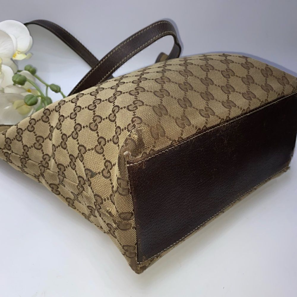 Authentic GUCCI GG Logo Canvas Leather Trim Tote - Picture 5 of 12